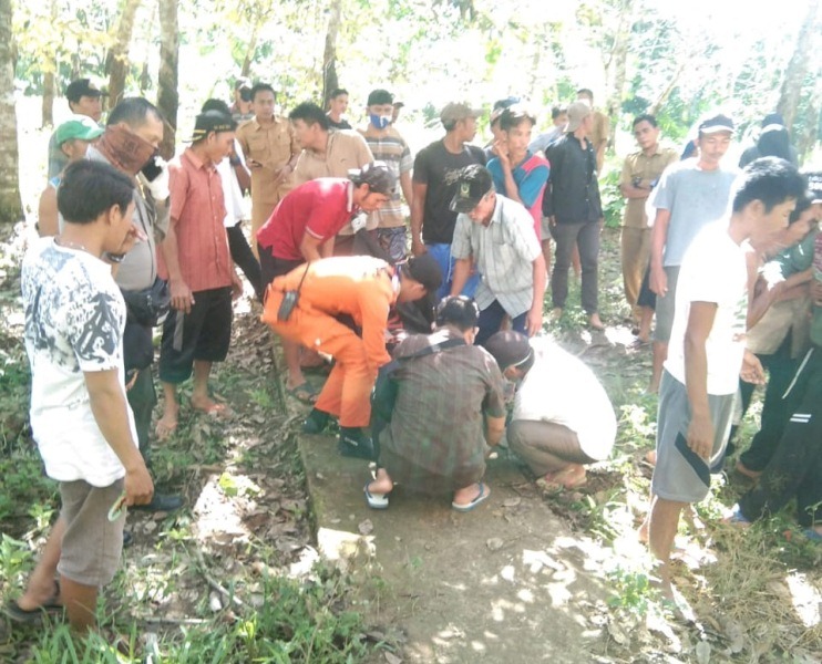 Warga Desa Air Tenang Hanyut, Ditemukan MD