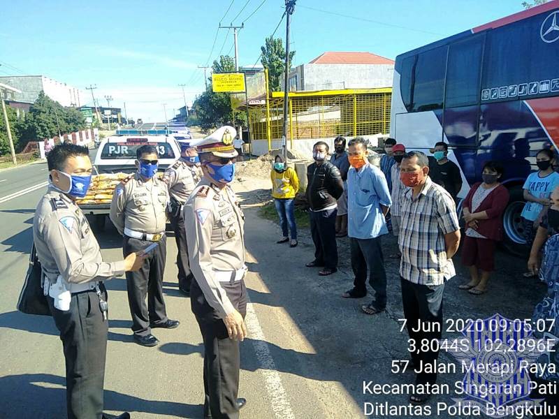 Dirlantas Polda Edukasi Mitra Ditengah Covid 19