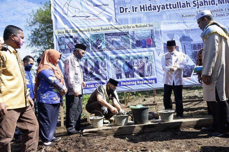 Jadikan Pasantren Sebagai Pusat Menimba Ilmu