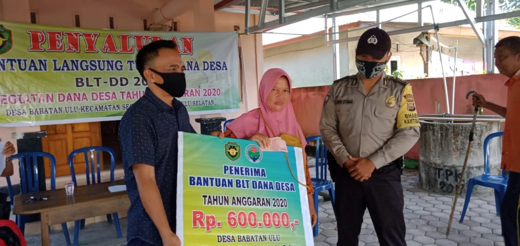 70 KK Warga Desa Babatan Ulu Terima BLT Tahap Tiga