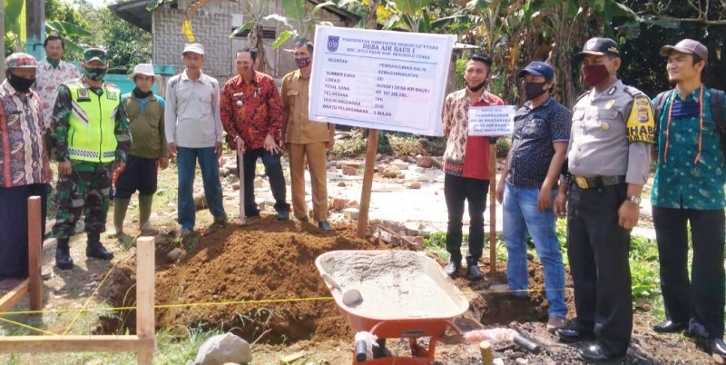 Usai Salurkan BLT DD, Air Baus I Sertifikasi Tahap I dan Titik Nol Tahap II