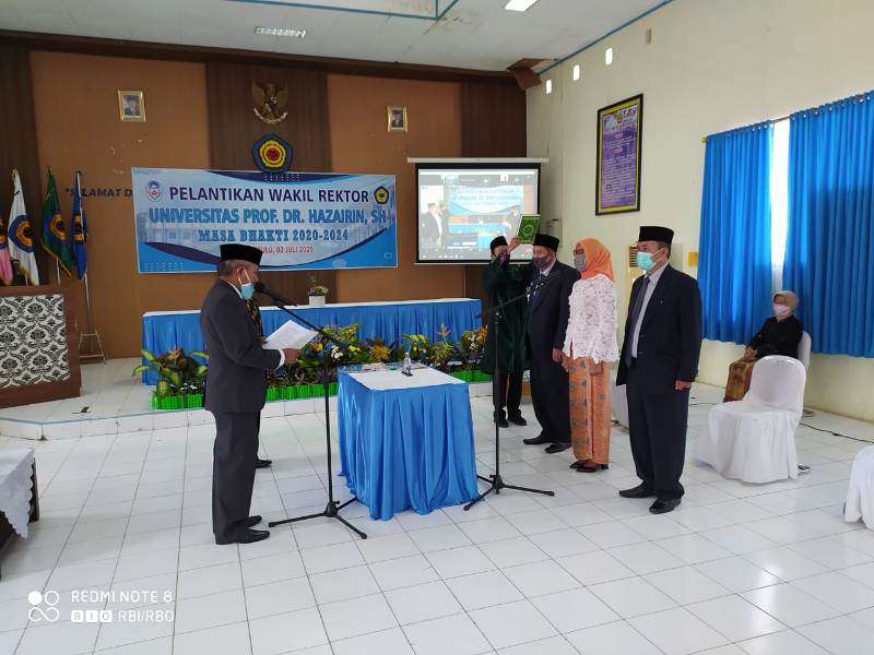 Pelantikan Wakil Rektor Unihaz Diwarnai Kado Istimewa