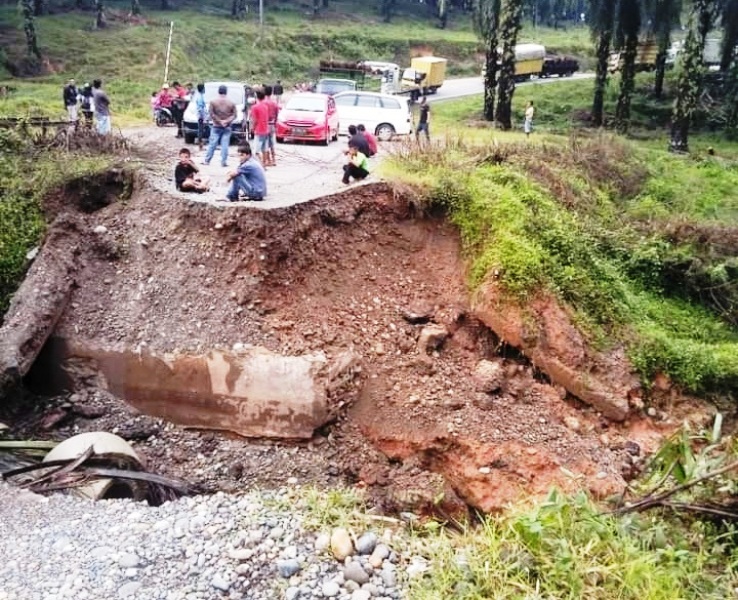 Curah Hujan Tinggi, Jembatan Jalinbar BU-Mukomuko Putus