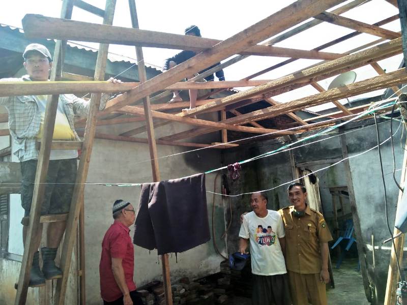 22 KK Warga Desa Terulung Dapat Bantuan Peningkatan Rumah