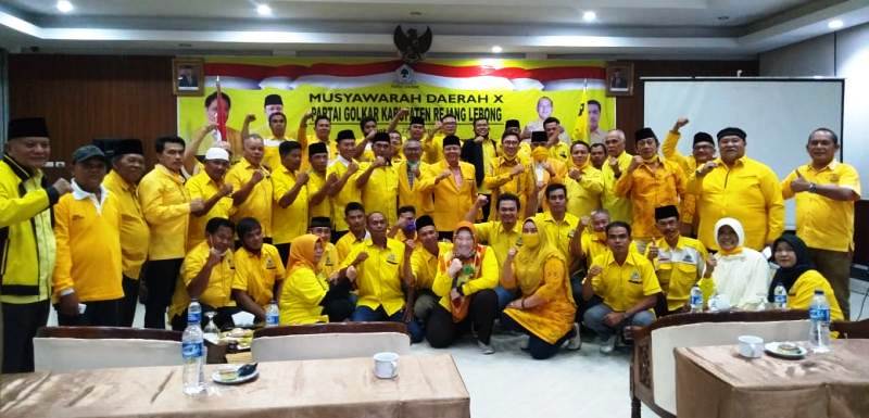 Target Golkar Menang 90 % Kepala Daerah