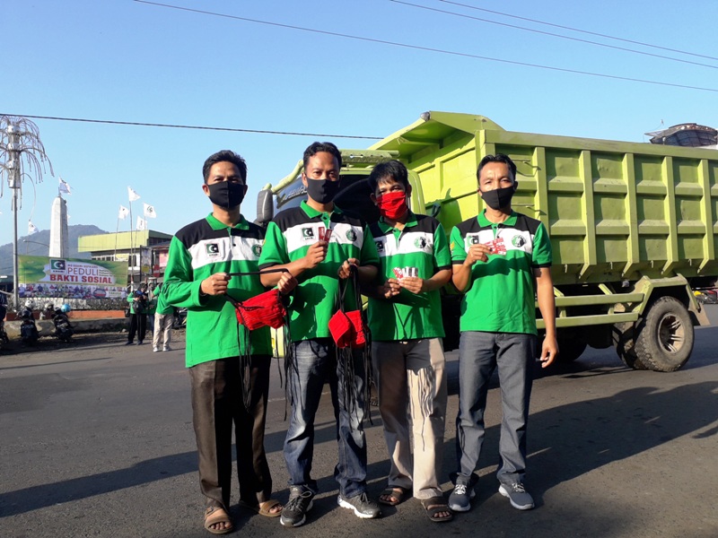 KAHMI Kepahiang Bagikan 500 Masker dan 100 Voucher