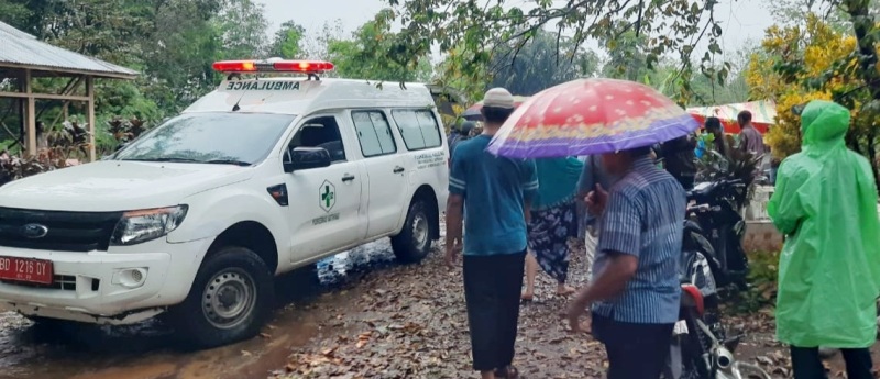 Hilang Kendali, Pengendara Motor MD