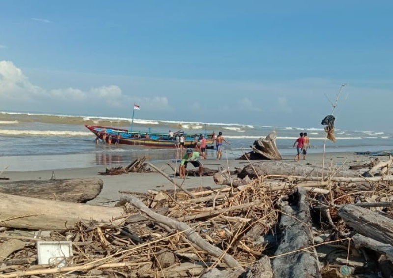 Selamat, Kapal Nelayan Mukomuko Karam Lagi