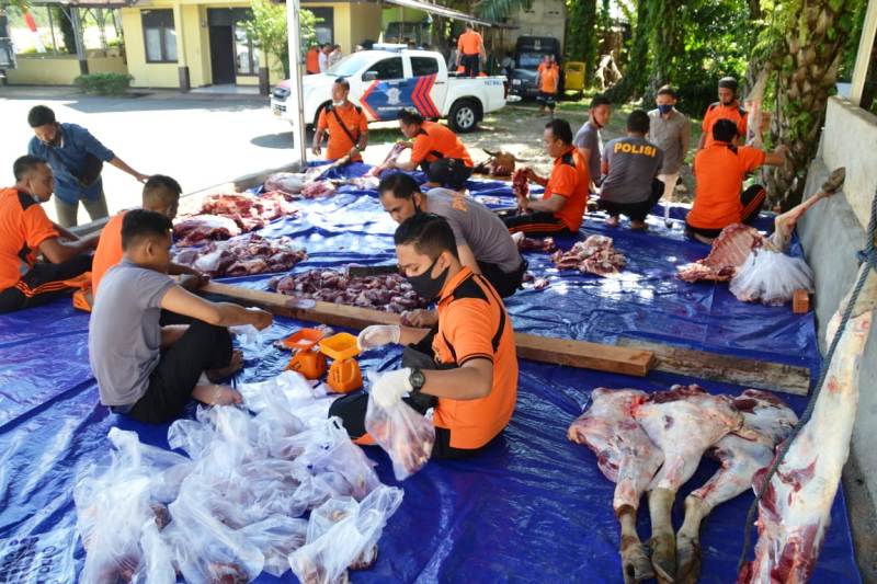 Idul Adha, Polres Benteng Sebar 225 Kantong Daging