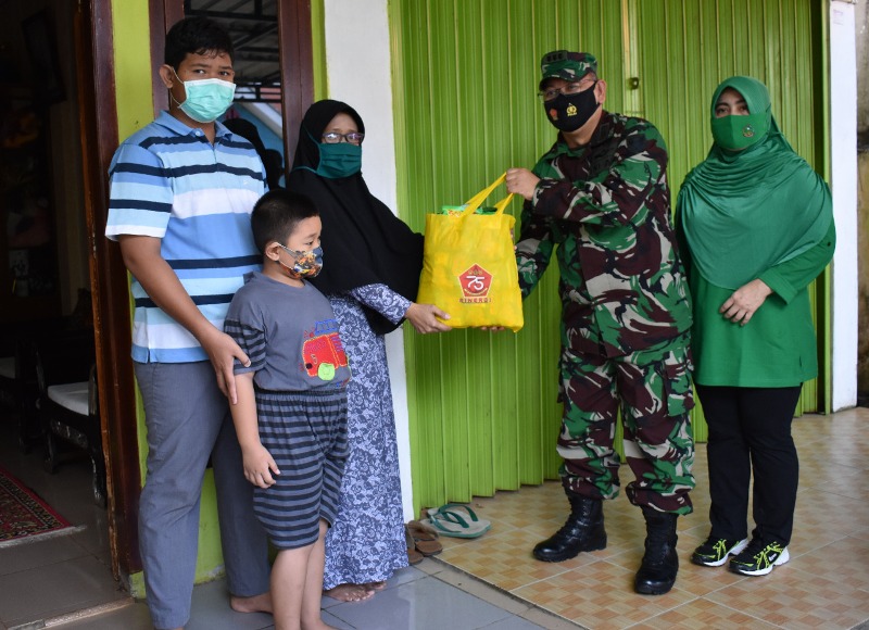 Korem 041/Gamas Salurkan Paket Sembako