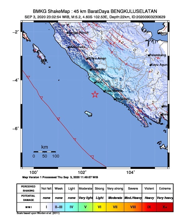 Jelang Tengah Malam, Gempa 5,2 SR Kejutkan Warga