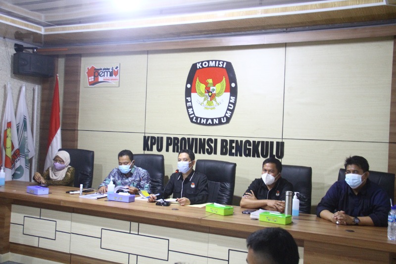 Lima Komisioner KPU Provinsi Bengkulu Hadiri Sidang DKPP di Bawaslu