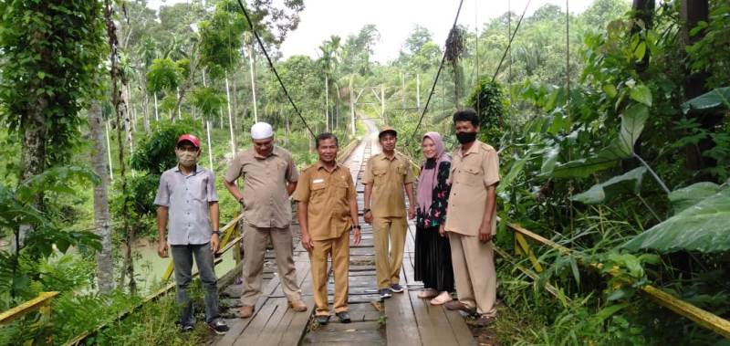 PUPR Mukomuko Cek Kondisi Jembatan Talang Buai