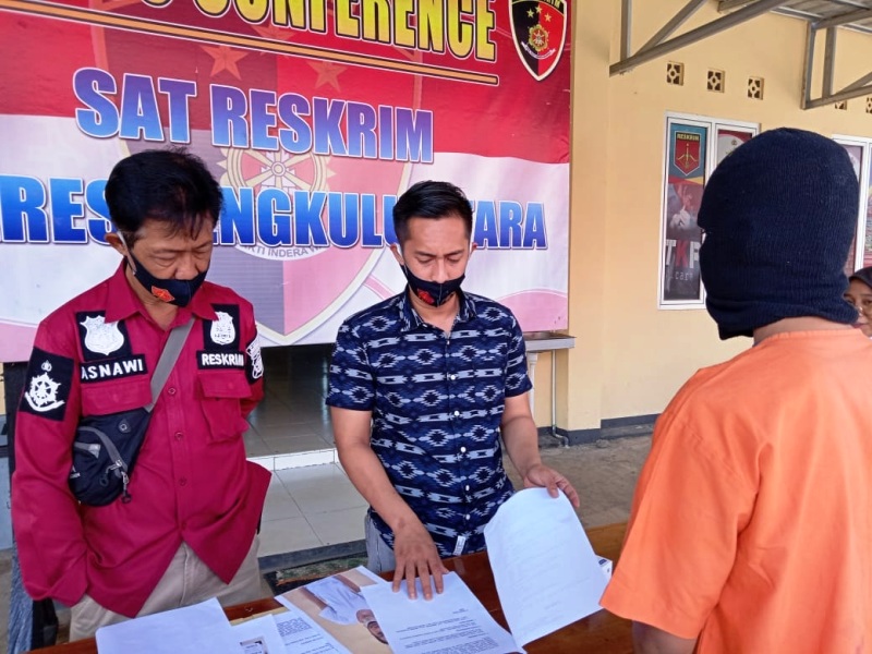 RIbut Mulut Berujung Kepolisi