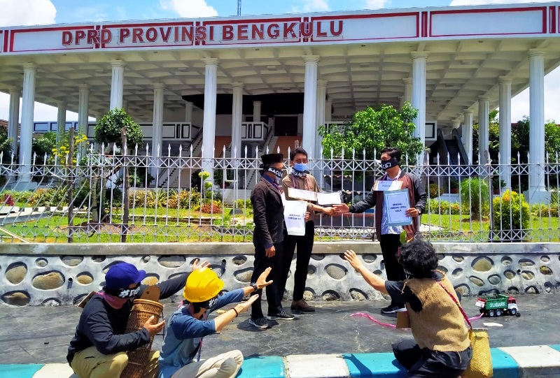 Tolak Omnibus Law, Gerakan Bengkulu Berdaulat Sindir DPR