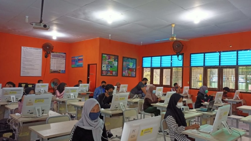 25 Siswa SMKN 3 Kota Bengkulu Sudah Punya Sertifikat Toeic