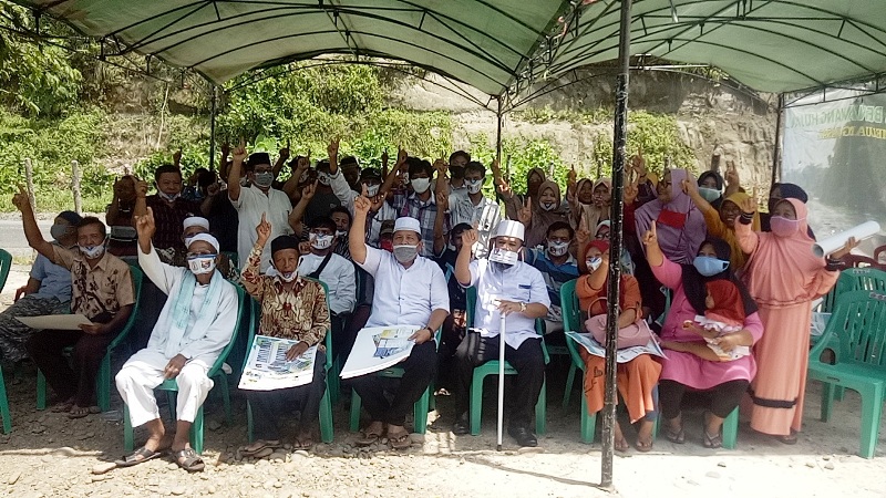 Jadi Gubernur, Helmi Wajibkan Pejabat Prov Angkat Anak Yatim