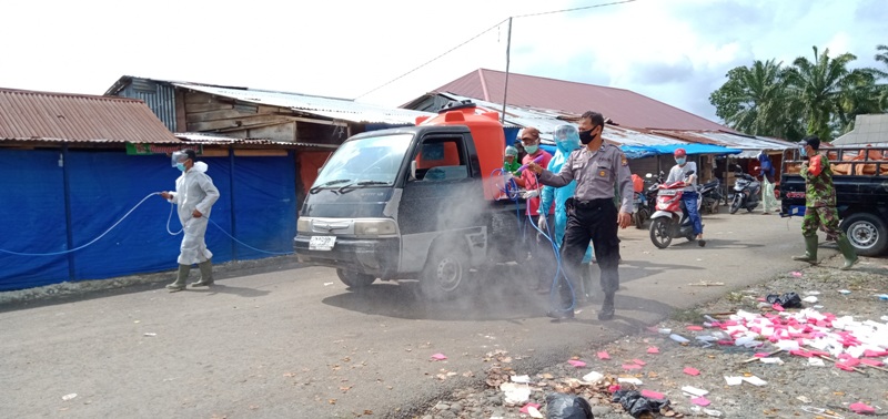 Pulai Payung Semprot 2000 Liter Disinfektan