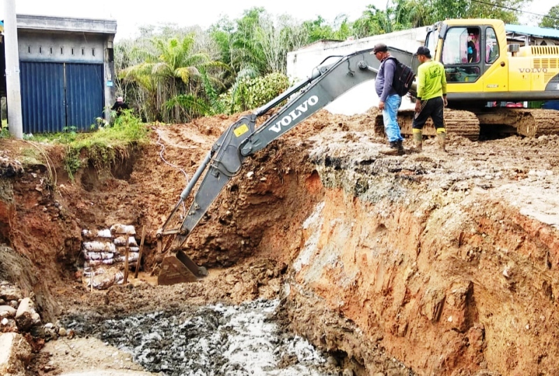 Perbaikan Jalinbar di Desa Giri Kencana, Truk BB Tak Boleh Lewat Jalan Non Status