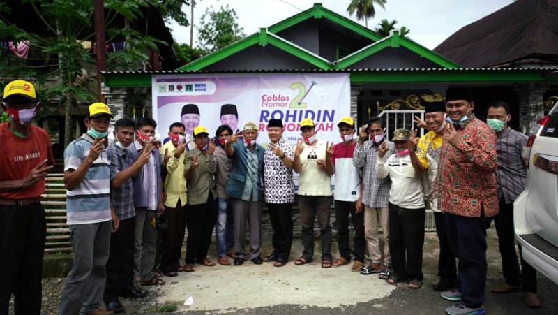 Masyarakat Lembak RL Apresiasi Kinerja Rohidin dan Siap Memenangkan R2