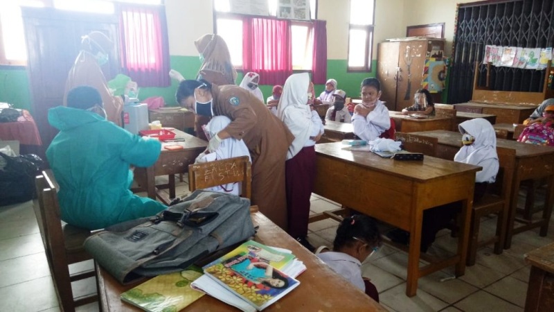 Murid SDN 74 Kota Bengkulu di Vaksin TD