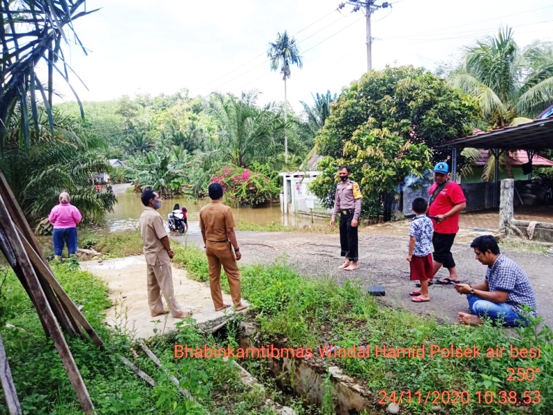 Puluhan Rumah Di Kecamatan Air Besi Terendam Banjir