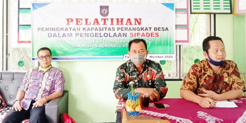 Tanjung Aur Gelar SIPADes untuk Perangkat Desa