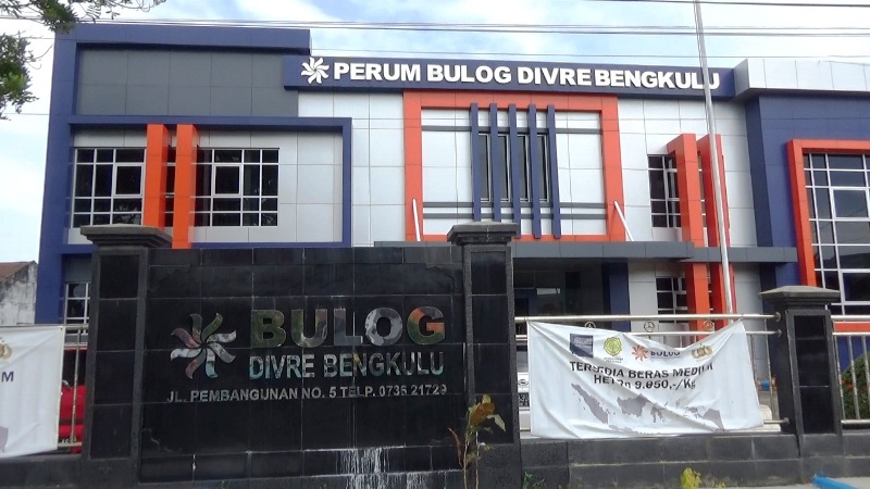 Bulog Bengkulu Kembali Jual Daging Beku