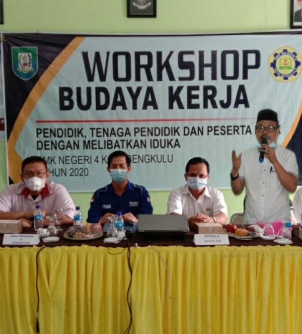 Dilatih Siap Bekerja, SMKN 4 Kota Bengkulu Gelar Workshop Budaya Kerja