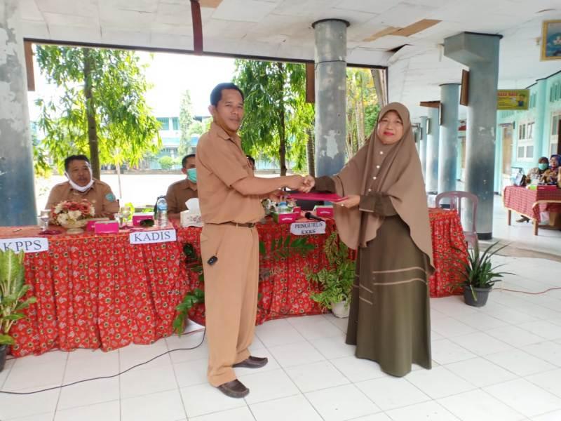 Bagi Rapor, Tidak Ada Perangkingan Siswa di Kota Bengkulu