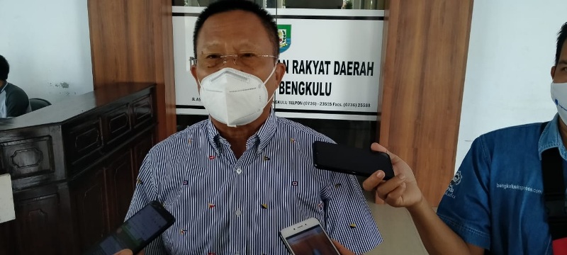 Terima Usulan APBD-P, Dewan Provinsi Bahas Silpa