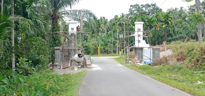 Bangunan Gapura  Desa Pondok Baru Hampir Selesai