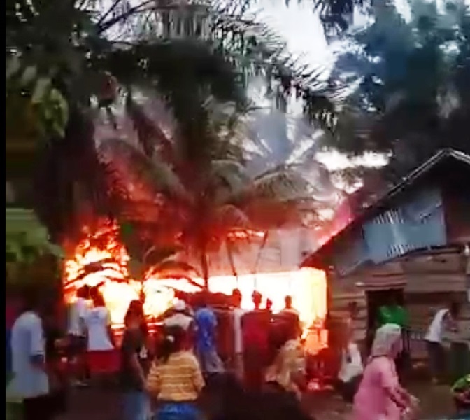 Rumah Nenek Jasi Terbakar