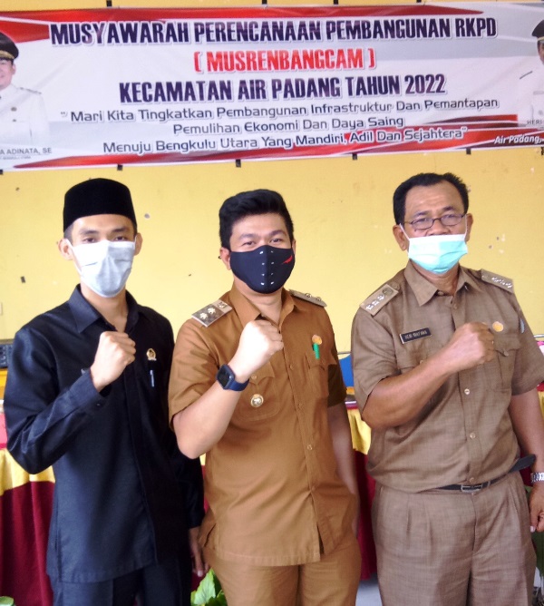 Hadiri Musrenbangcam, Dwi Tanto Janji Kawal Kecamatan Air Padang