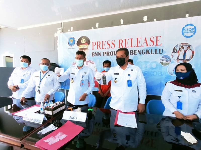 BNNP Ciduk Kurir Sabu Lintas Provinsi