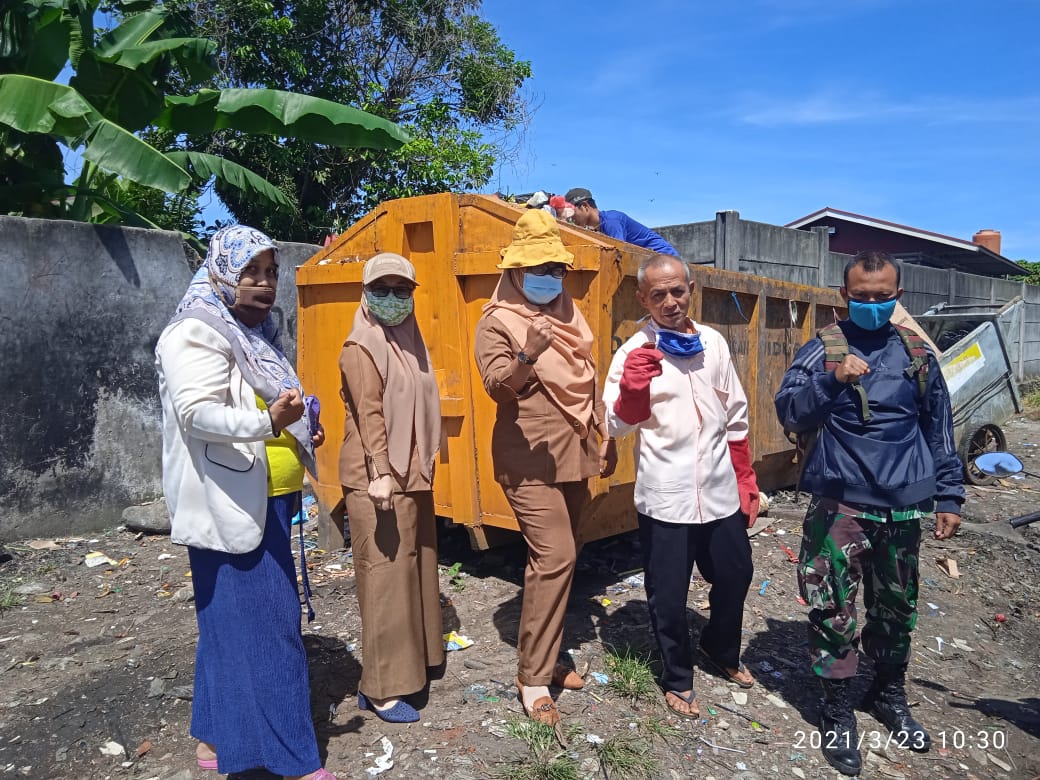 Lurah Jalan Gedang Sidak Kontainer Sampah