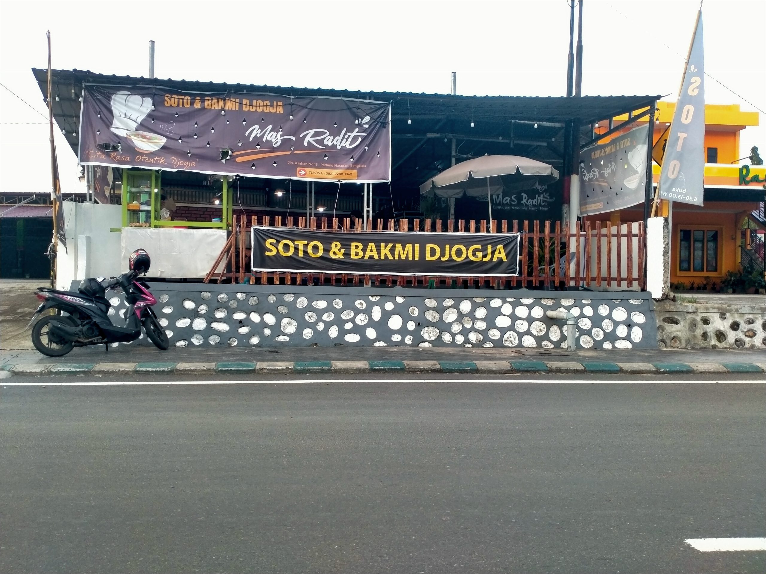 Soto dan Bakmi Djogja Mas Radit Enaknya Terasa