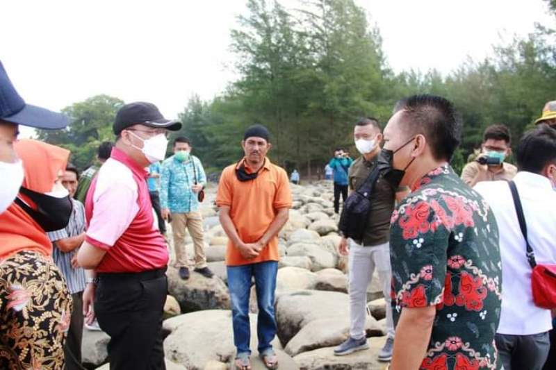 7 Tahun Terbengkalai, Gubernur Rohidin Siap Lanjutkan Pembangunan Breakwater