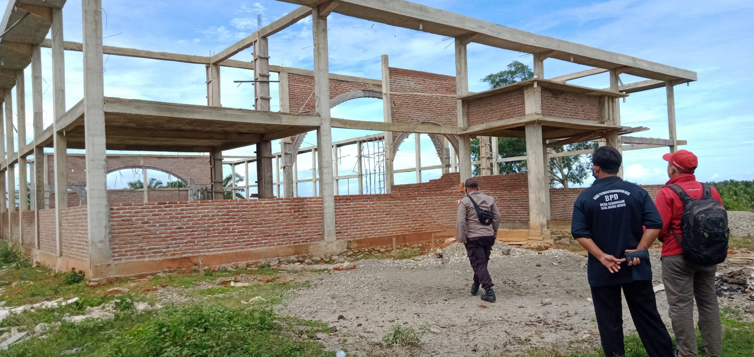 Pembangunan Gedung Pemuda dan Olahraga Semundam Dihentikan