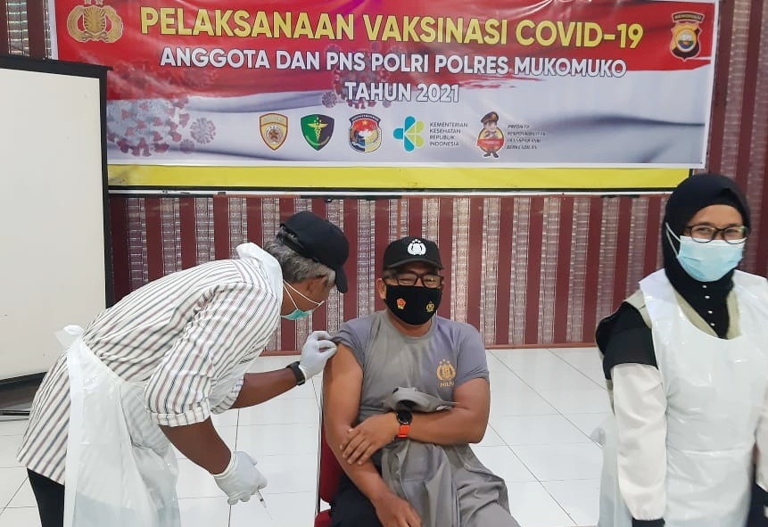 Sabar, Habis Vaksin Covid Jangan Langsung Donor Darah