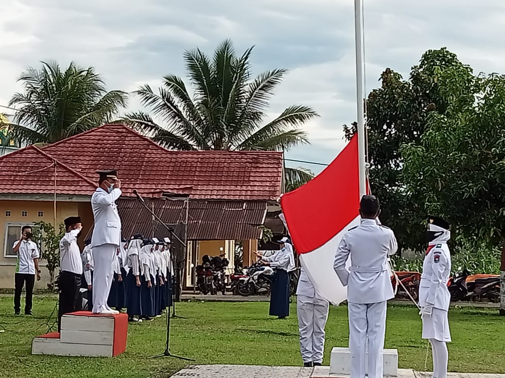 Kecamatan Selagan Raya Gelar Upacara HUT Ke-18 Kabupaten Mukomuko