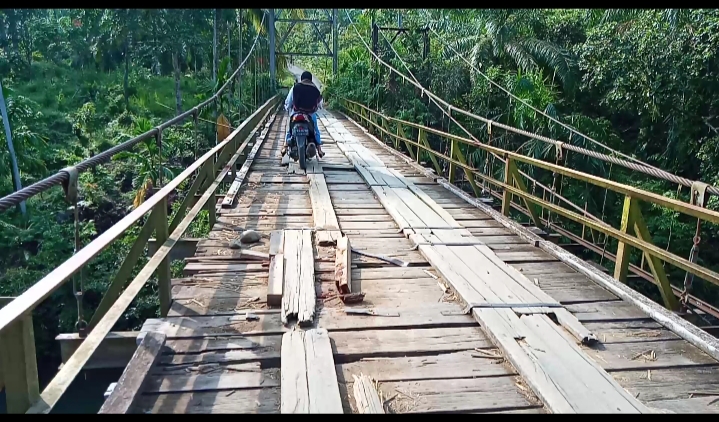 Desa Talang Buai Terancam Terisolir