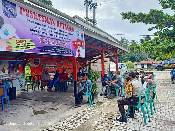 Hari Kedua, Vaksinasi Serentak Ketahun Sukses