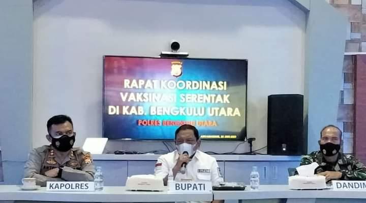 Vaksinasi Massal HUT Bhayangkara Diapresiasi Bupati Bengkulu Utara