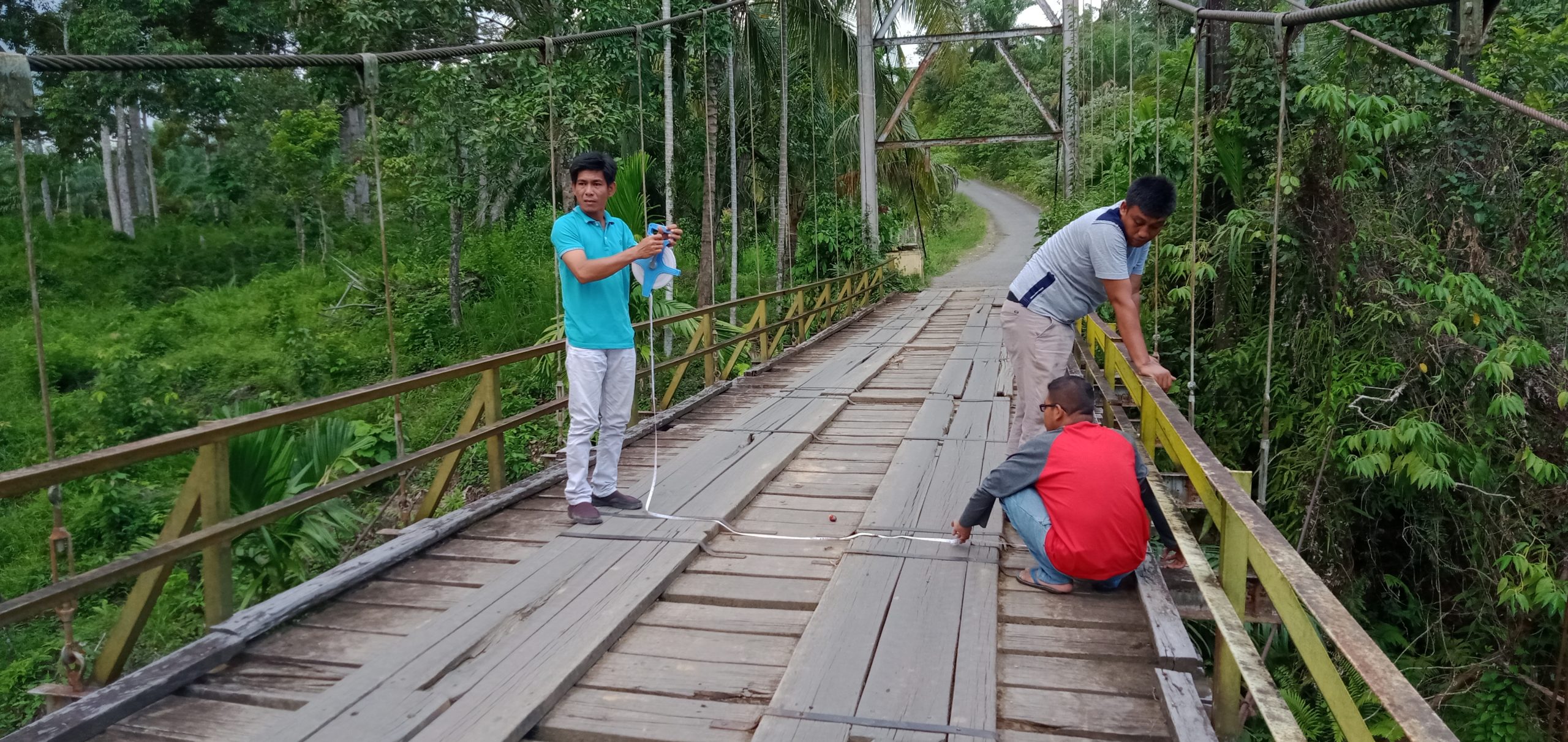 Waka II DPRD MM Respon Keluhan Warga Talang Buai