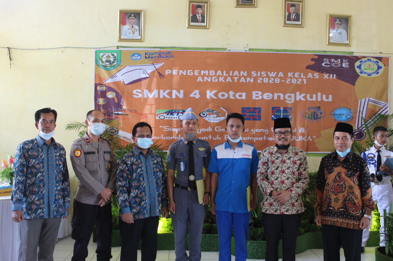 22 Siswa SMKN 4 Kota Bengkulu Diterima Perusahaan Ternama