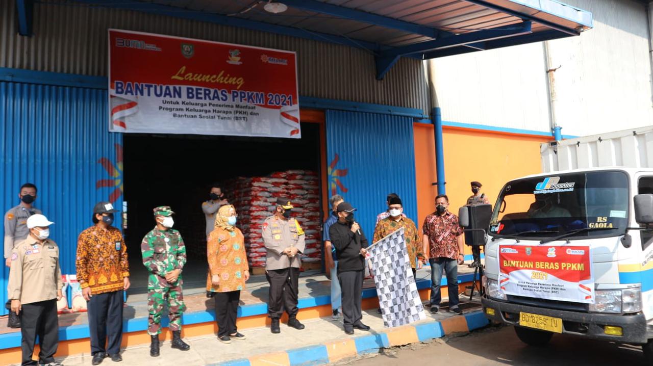 122 Ribu Lebih KPM Bengkulu Terima Beras 10 Kg