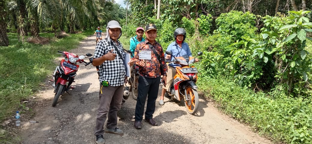 Masyarakat Nantikan Pembangunan Jalan