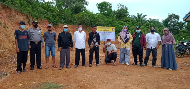 Pemdes Tanjung Medan Titik Nol Bangun Gedung Posyandu