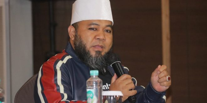 Jumat Berkah, Helmi Hasan Satukan Umat Muslim Lewat Makan Bersama